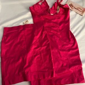 Victoria’s Secret shape wear pink set